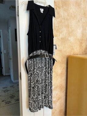 Sleeveless Black Collared Midi Dress with Monochrome Printed Skirt